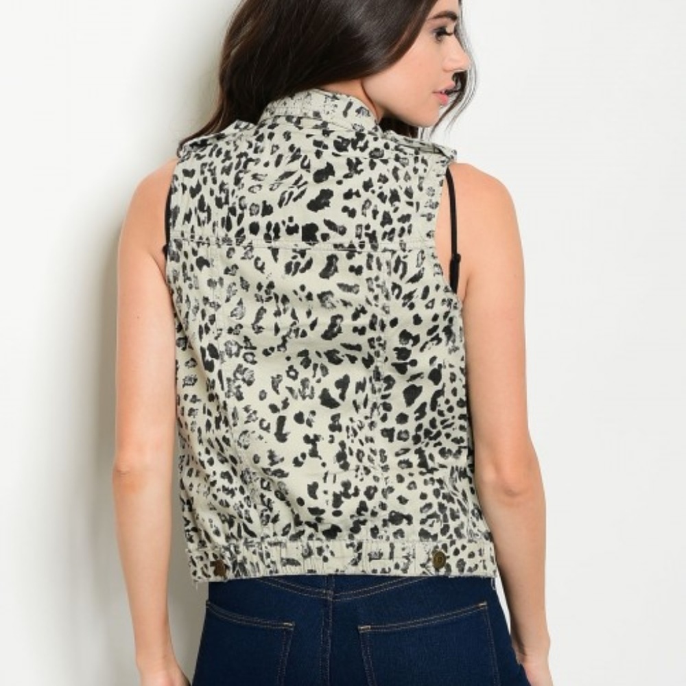 LAST CALL! XS Dolled Up Animal Print Vest - Picture 3 of 8